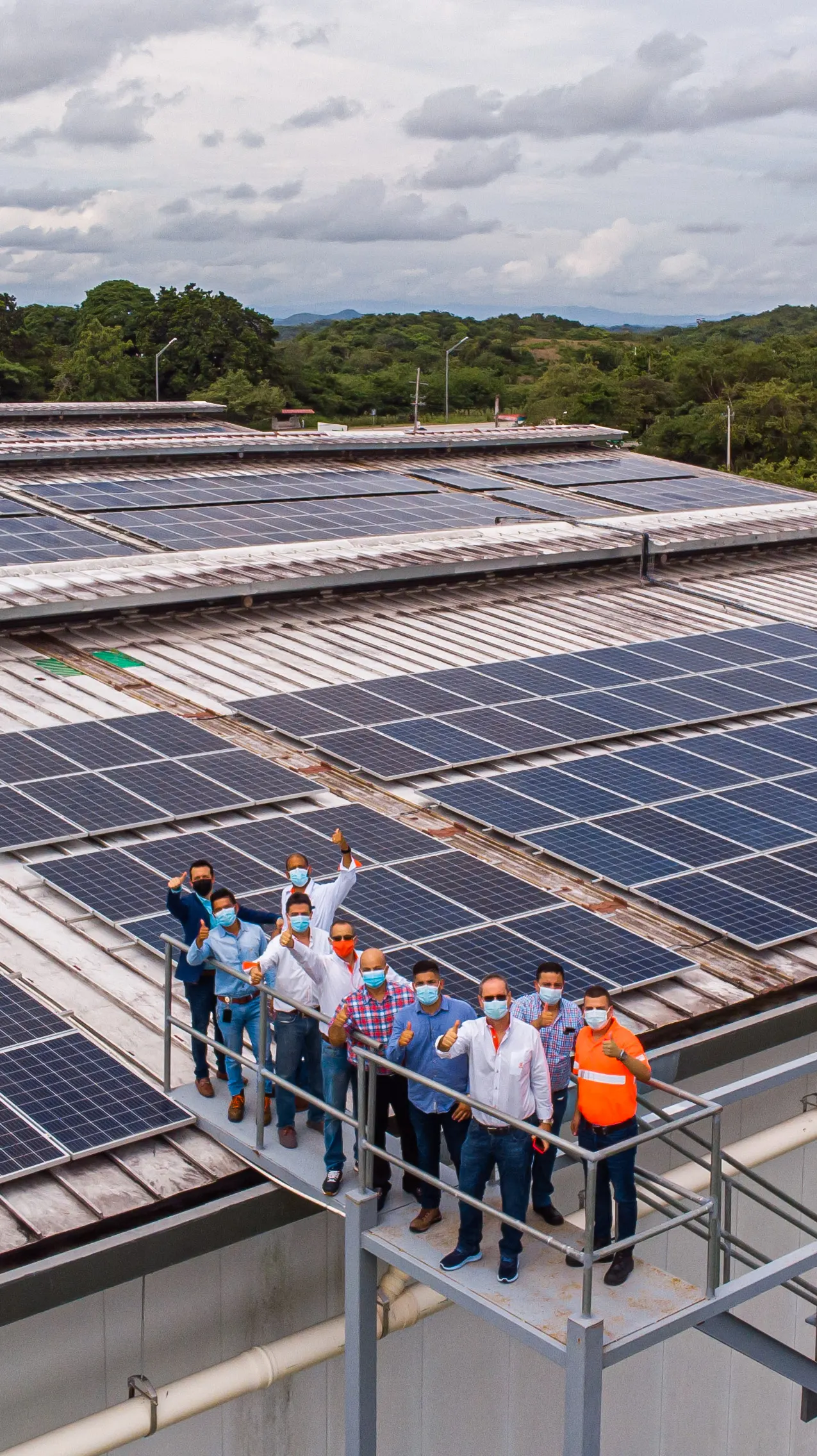 Paneles Solares en Sucursal Divisa